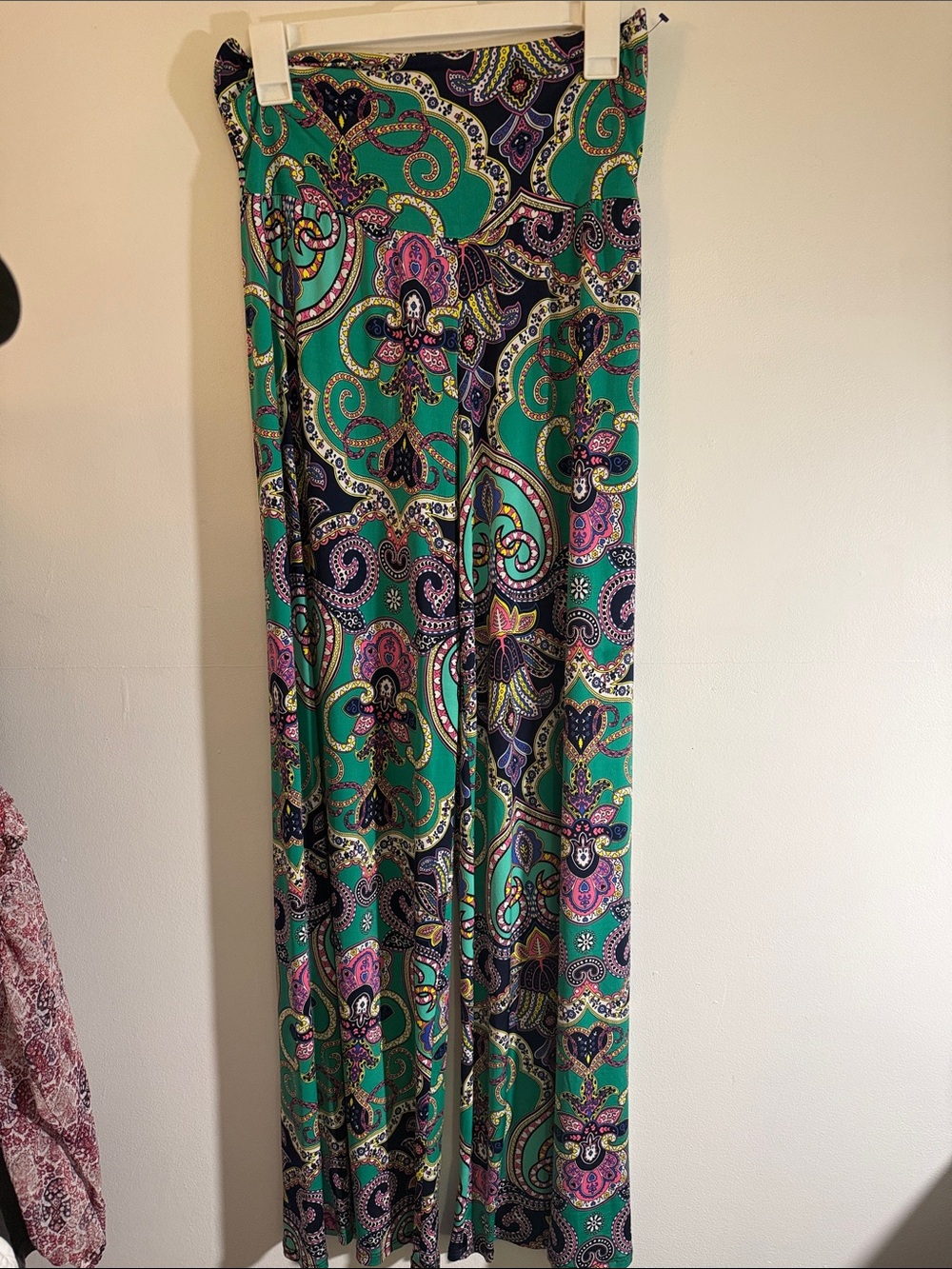 Green Paisley stretchy pants- Vibrant Printed Women’s Skirt